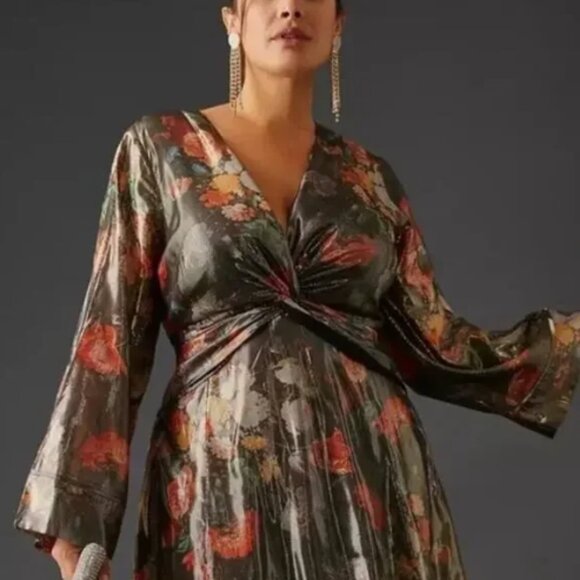 Anthropologie x Caballero Deep-V Maxi Floral Metallic Dress - Picture 6 of 13